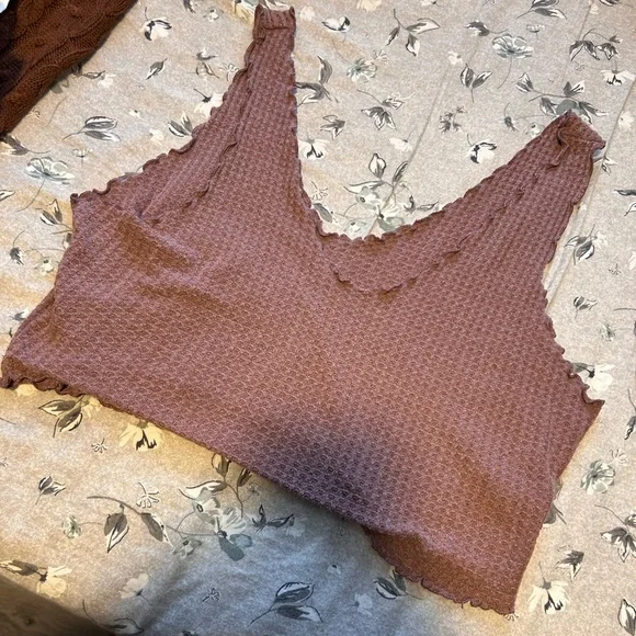 Small crop top - Picture 1 of 1